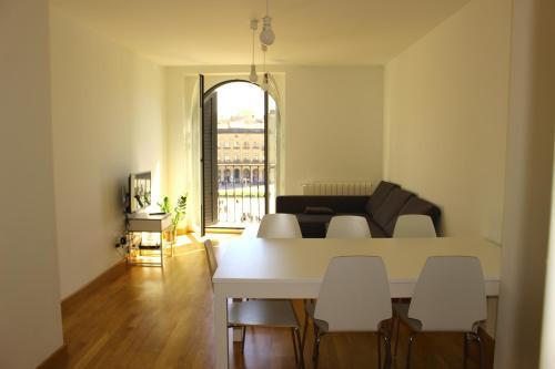 Aloha Apartamentos Pamplona Buitenkant foto