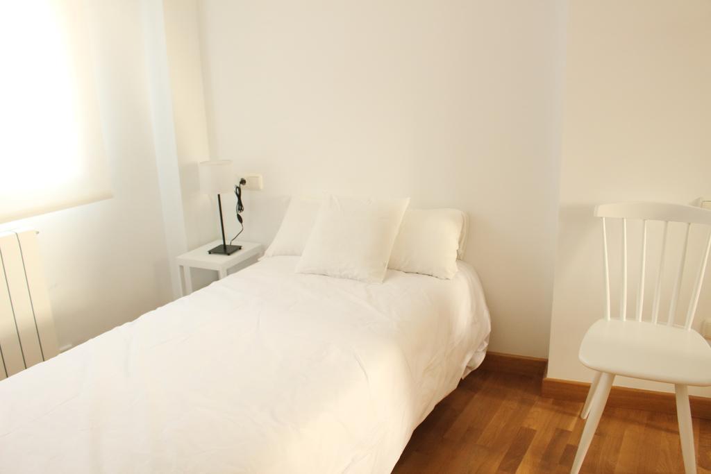 Aloha Apartamentos Pamplona Kamer foto