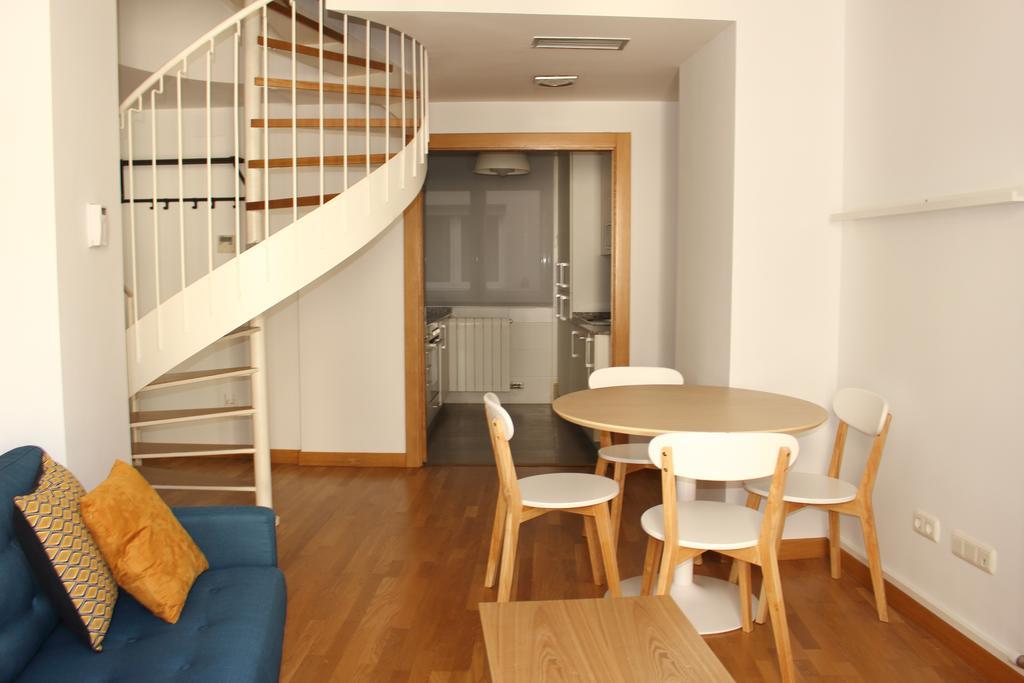 Aloha Apartamentos Pamplona Kamer foto
